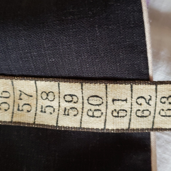 Cleo Petit linen blend pantsuit - Picture 9 of 14